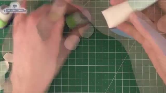 آموزش حرفه ای ساخت عروسک باز در انیمیشن اسباب بازی ها با خمیر فوندانت