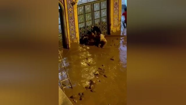 سیل در امامزاده داوود تهران 8 مصدوم و 2 کشته برجاگذاشت | فیلم 