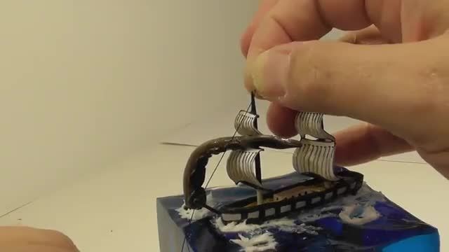 دانلود ویدیو آموزش ساخت مجسمه کراکن با خمیر و رزین