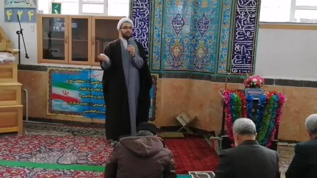 کلیپ تبریک دهه فجر از زبان حجت‌الاسلام حاج‌آقا صادقی