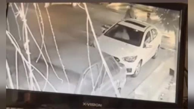 زورگیری وحشیانه از دختر جوان داخل خودرو در مجیدیه | ویدیو 