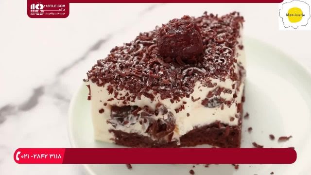 آموزش شیرینی پزی - طرز تهیه چیز کیک شکلاتی با آلبالو 