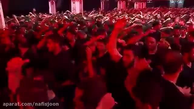 مداحی بسیار زیبا شب هفتم محرم با صدای حاج محمود کریمی !
