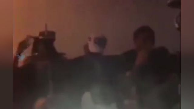 فیلم قلیان کشیدن و مشروب خوردن گادوین منشا با دختران بی حجاب در پارتی شبانه