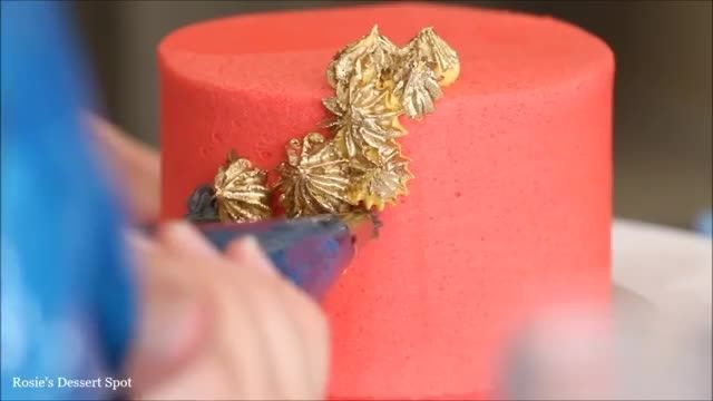 طرز تهیه با 3 ایده ی ساده و زیبا برای تزیین مینی کیک با باتر کریم