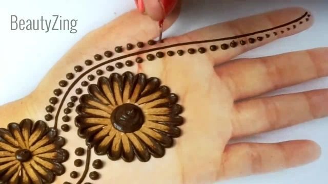 دانلود ویدیو آموزش طرح حنا بر روی دست