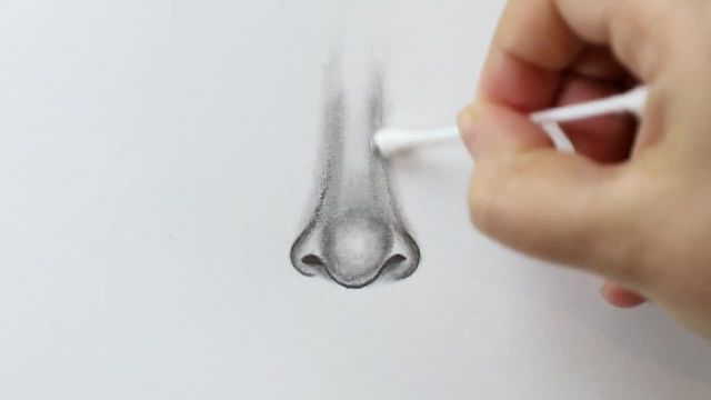 راهنمای کامل برای طراحی بینی با مداد سیاه