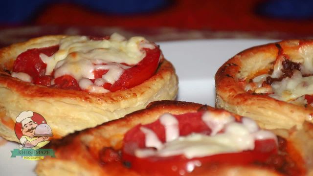 طرز تهیه مینی پیتزا با خمیرمیلفوی خوشمزه و فوری با دستور ساده و آسان
