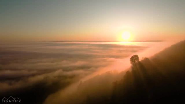 فیلم پهپاد از شیخانان، روسیه | پرواز بر فراز کوه ها در مه صبحگاهی + موسیقی آرام بخش