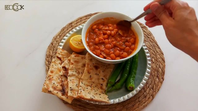 طرز تهیه خوراک لوبیا چیتی لعابدار با قارچ | آموزش غذای گیاهی