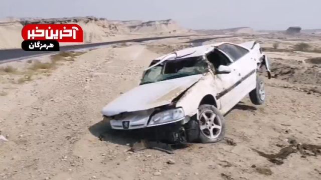 واژگونی خودرو پژو در مسیر تازیان - بندرعباس