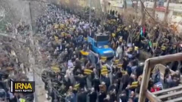 راهپیمایی مردم کرج در اعتراض به حادثه تروریستی کرمان: فیلم و توصیفات