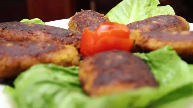 طرز تهیه فیتیله پیچان گوشت