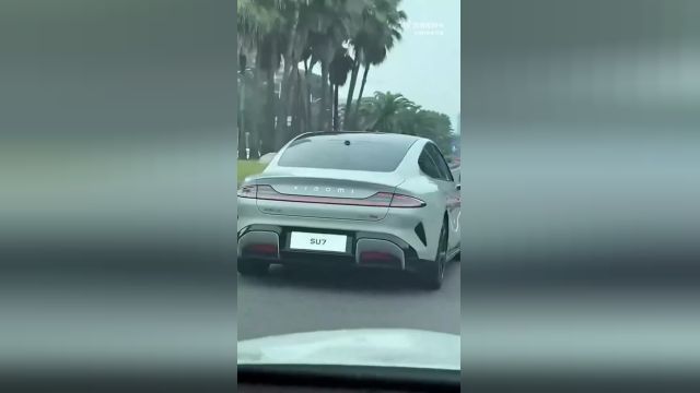 ببینید ویدیویی شگفت‌انگیز از ماشین SU7 Max شیائومی در خیابان‌های چین