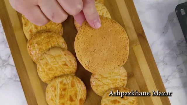 طرز تهیه کلچه بادامی ترد و خوشمزه کلوچه افغانی برای عید نوروز