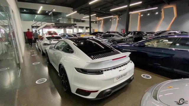 نقد و بررسی آخرین نسل پورشه 911 توربو اس  Porsche 911 Turbo S