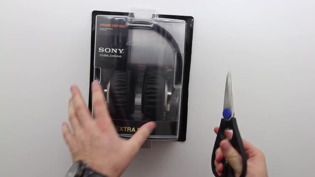 آنباکس و بررسی Sony MDR-XB500