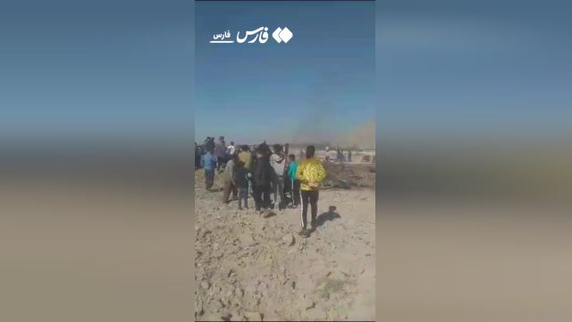 سقوط هواپیمای نظامی در کازرون: فیلم و جزئیات حادثه