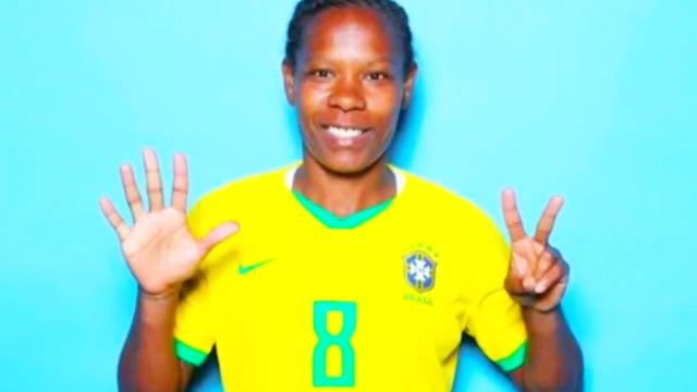 شگفتی‌ های جام جهانی : رکوردهای بی‌ نظیر دست یک زن