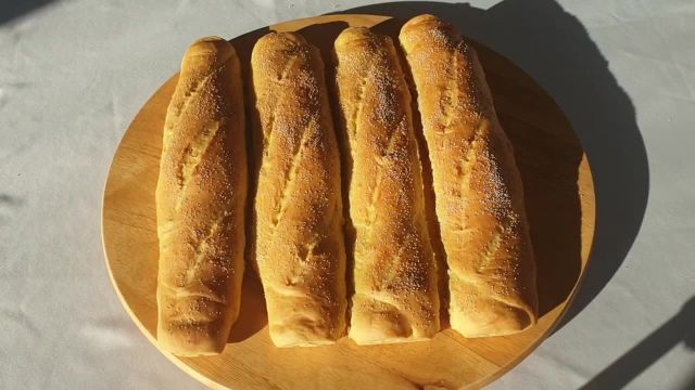 طرز تهیه نان باگت حرفه ای خانگی با فر