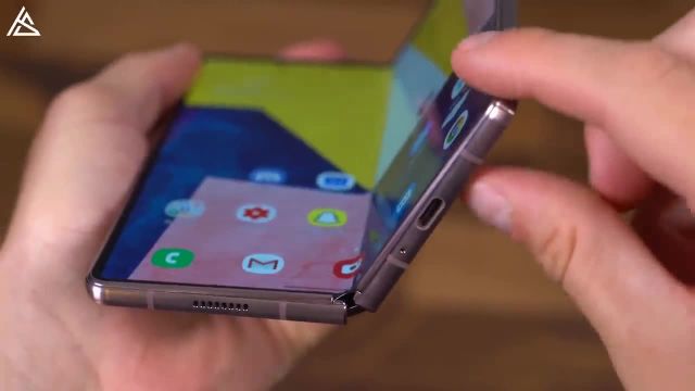 نقد و بررسی Samsung Galaxy Z Fold