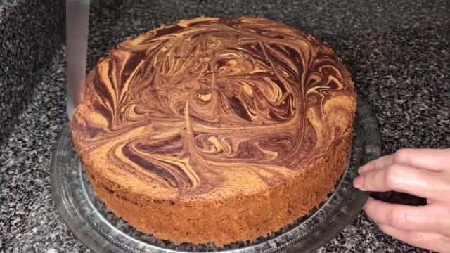 آموزش کیک مرمری ساده و خوشمزه با بافت اسفنجی