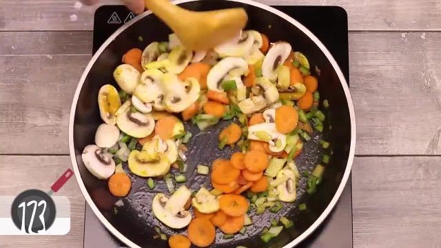 آموزش خوراک قارچ و هویج بخارپز غذای سالم و خوشمزه