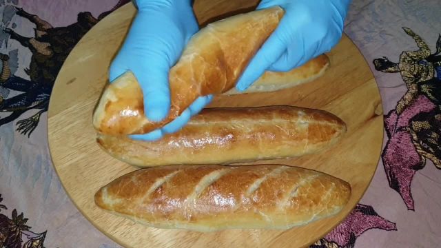 طرز تهیه نان باگت فرانسوی درجه یک در خانه
