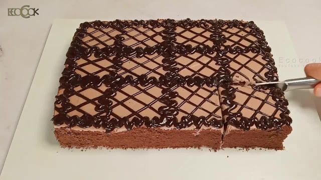 طرز تهیه کیک خامه ای شکلاتی در منزل مخصوص تولد