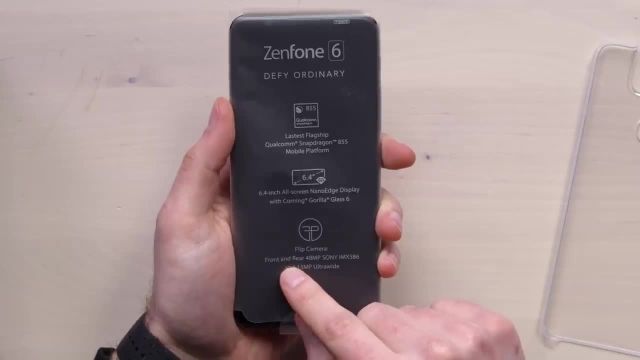 Zenfone 6 یک ترفند دوربین دیوانه کننده دارد