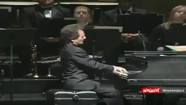 اجرای قطعه‌ی "خوابهای طلایی" توسط استاد شهرداد روحانی