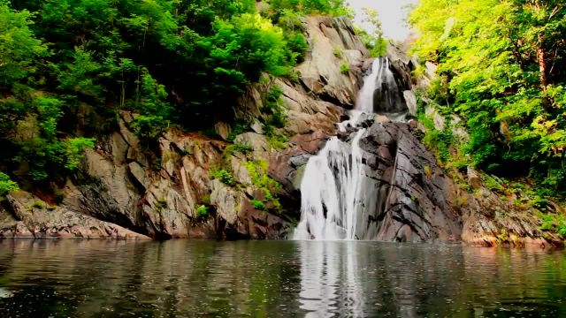 صدای آرامش بخش آبشار | مناظر شگفت انگیز طبیعت و بهترین موسیقی آرامش بخش