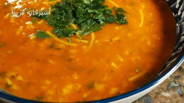 روش پخت سوپ مرغ و سبزیجات خوشمزه و لعابدار برای سرماخوردگی