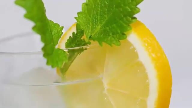 خواص آب و لیمو برای سلامتی