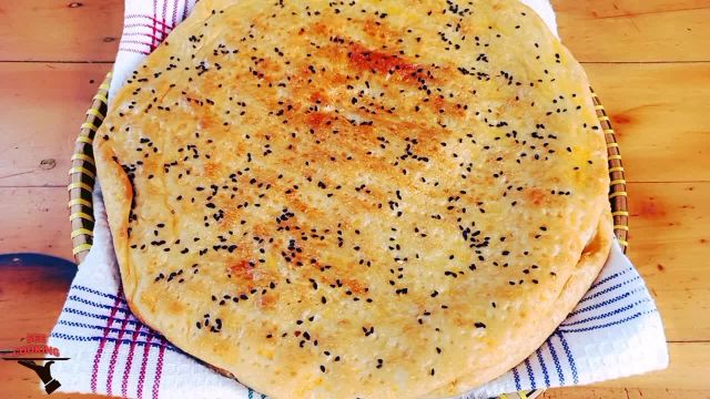 روش پخت نان‌ روغنی افغانی نرم و خوشمزه با دستور ساده و آسان