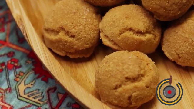 طرز تهیه شیرینی حاجی بادامی خوشمزه و مجلسی به سبک اصیل ایرانی