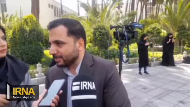 وزیر ارتباطات: علت قطعی یا کندی ارتباط موبایل‌ ها در تهران، تخریب دکل‌ های بی‌ تی‌ اس است