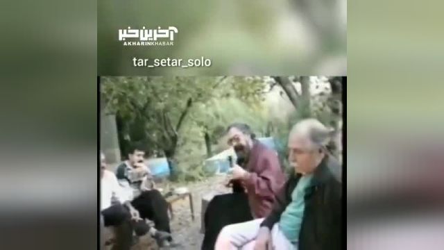ویدئوی قدیمی از اجرای موسیقی توسط استاد مشکاتیان در محفلی دوستانه