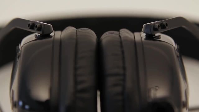 آنباکس و بررسی V-MODA Crossfade M-80 Headphones