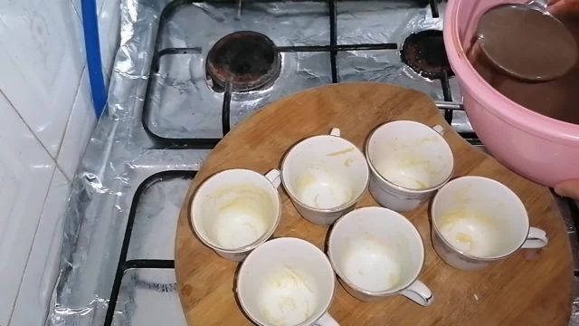 طرز تهیه کیک فنجونی (فنجانی) بدون فر و همزن