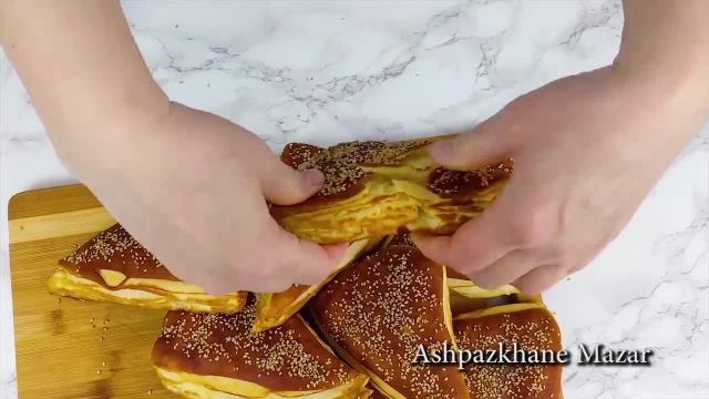 طرز تهیه نان ورقی خوشمزه و خوش طعم افغانی مرحه به مرحله