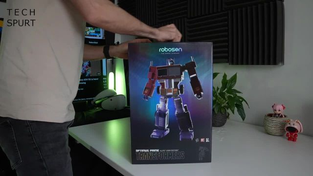 آنباکس و بررسی Optimus Prime Elite Core Edition |  ربات ترانسفورماتور 16 اینچی!