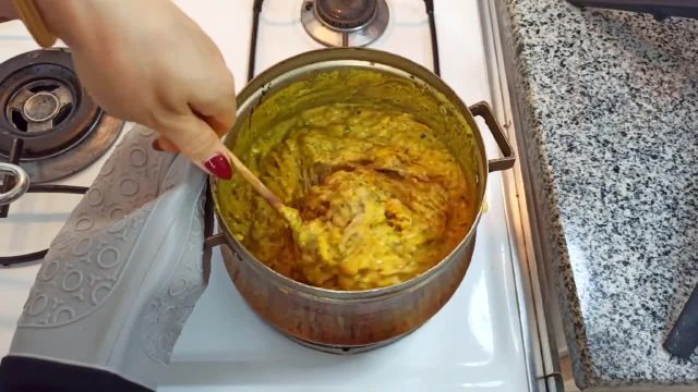 طرز پخت بز قرمه کرمانی غذای خوشمزه و سنتی با عطر و طعم بهشتی