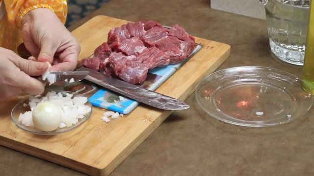 طرز تهیه قورمه گوشت گوساله به روش سنتی و قدیمی
