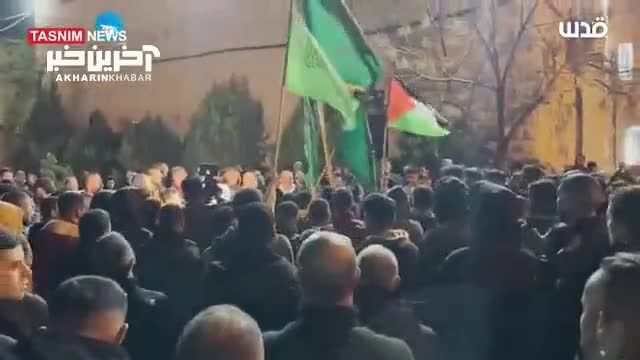 تجمع اعتراضی فلسطینیان در زادگاه شهید العاروری: صدای مبارزه و عدالت