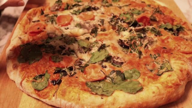 آموزش پخت پیتزا خوشمزه و خوش طعم به سبک خاص و متفاوت
