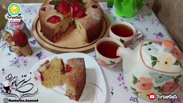 طرز تهیه کیک توت فرنگی خوشمزه و پفدار با عطر و طعمی بی نظیر