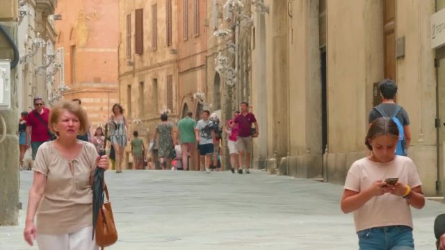 شهرهای زیبای توسکانی، ایتالیا | ویدیوی زندگی شهری با صداهای خیابان
