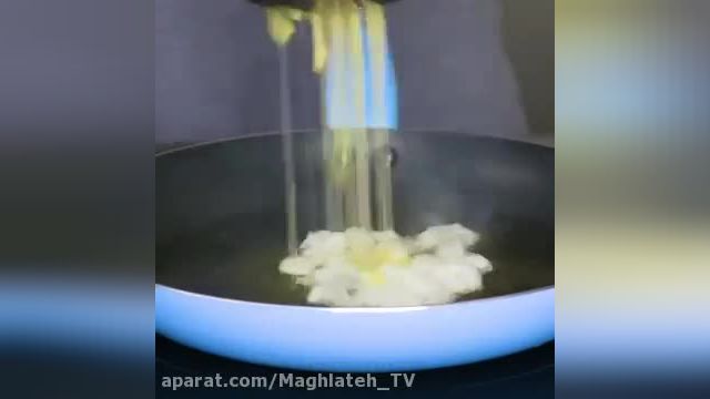 آموزش 28 ترفند خلاقانه برای پخت تخم مرغ