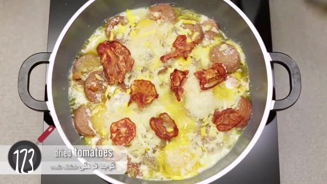 طرز تهیه فریتاتا ایتالیایی با سوسیس و تخم مرغ